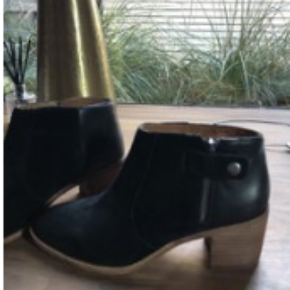 Alicia boots - Picture 6 of 8